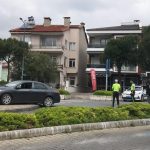 Menteşe’de otomobil sürücüsü seyir halindeyken kalp krizi geçirdi, Menteşe'de trafik kazası, kalp krizi geçirmesi üzerine kaza yaptı