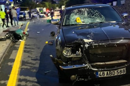 Bodrum’da otomobille motosiklet çarpıştı, motosikletle otomobilin çarpıştığı kazada