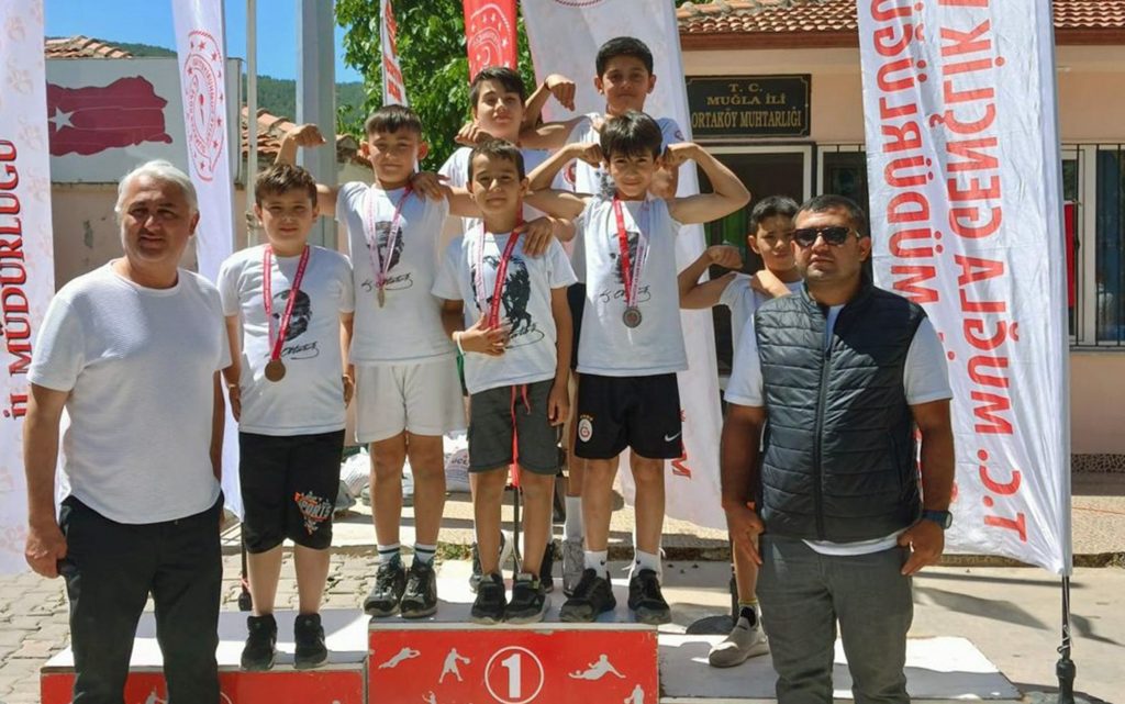 Menteşe Belediyespor Kulübü, karate ve koşu şampiyonalarında