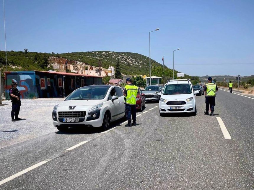 muğla'da huzur güven operasyonu Muğla İl Jandarma Komutanlığı Kurban Bayramı Muğla 41 zanlı huzur operasyonu