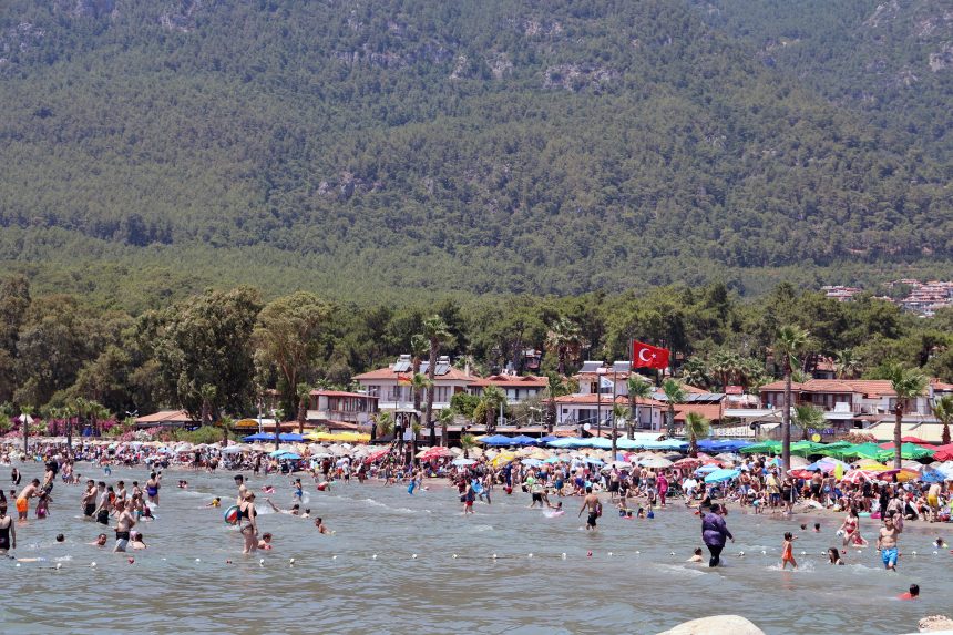 kurban bayramı akyaka kurban bayramı akyaka araç kuyruğu ula araç kuyruğu akyaka tatil