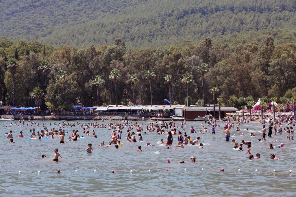 kurban bayramı akyaka  kurban bayramı  akyaka araç kuyruğu ula araç kuyruğu akyaka tatil