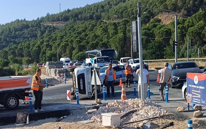 menteşe trafik kazası Menteşe Çevre Yolu menteşe kaza menteşe araba yan yattı