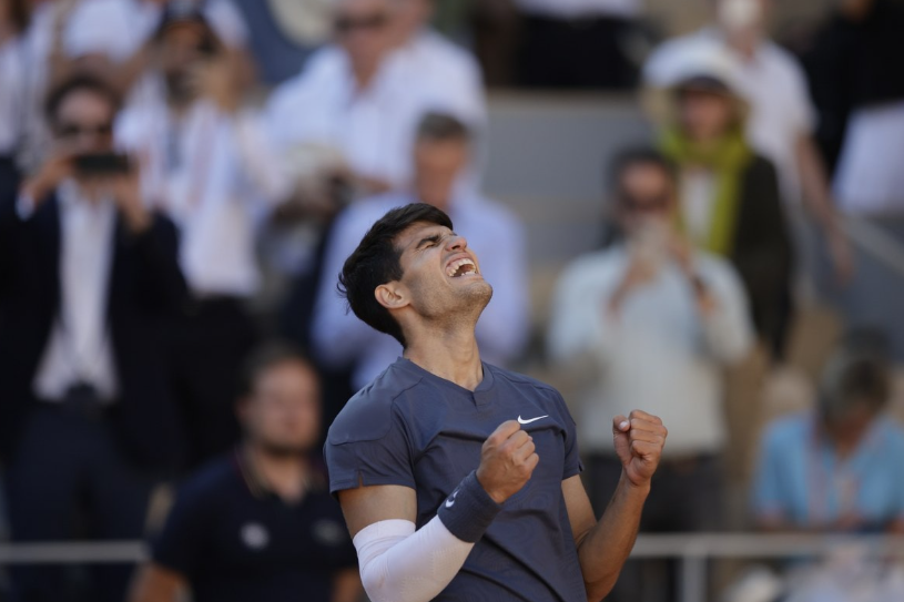 zverev nereli, Alexander Zverev, Fransa Açık Zverev, roland garros final, zverev alcaraz live 