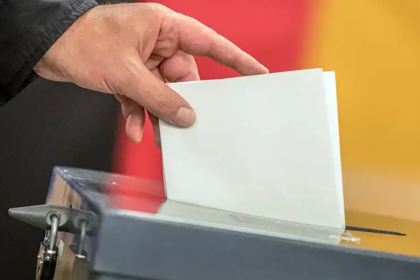 avrupa parlamentosu seçimleri nedir, avrupa parlamentosu seçim sonuçları, almanya seçimleri, ab seçimleri, fransa seçimleri 2024, afd almanya,