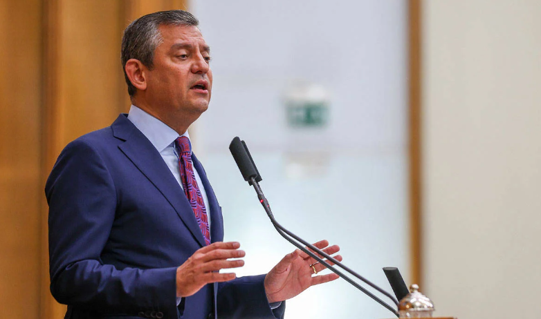 CHP grup toplantısı, Müslüm Doğan, Özgür Özel grup toplantısı, Özgür Özel Müslüm Doğan, Müslüm Doğan kimdir