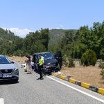 Muğla-Marmaris Karayolu’nda trafik kazası, özel bir transfer aracıyla hafif ticari aracın çarpıştığı kazada, özel bir transfer aracıyla hafif ticari araç çarpıştı