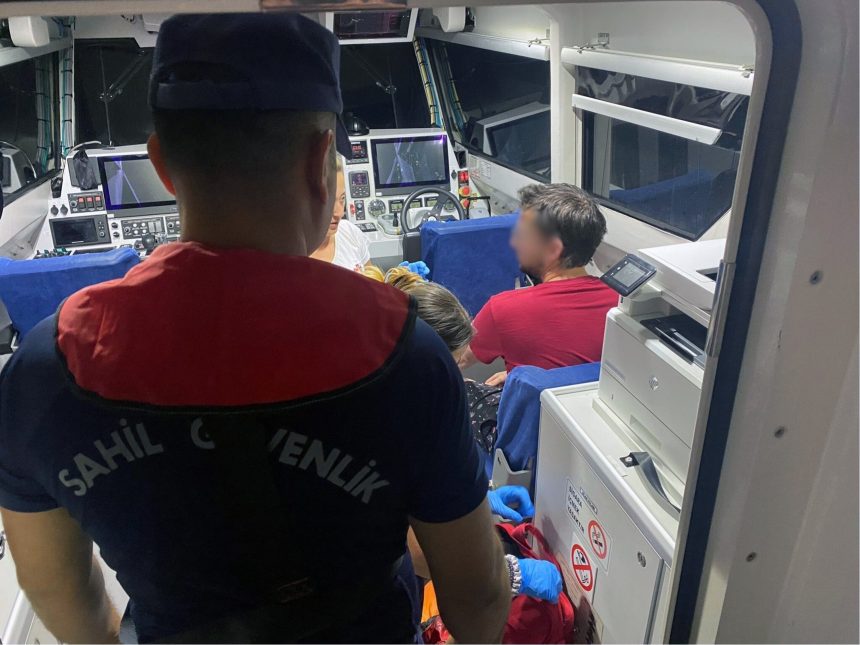 Fethiye açıklarındaki teknede rahatsızlanan, Muğla’nın Fethiye ilçesi açıklarında bir yurttaşın rahatsızlanması