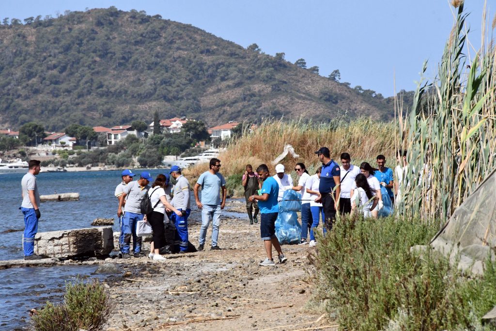 fethiye kuş cenneti temizlik Fethiye çevre temizliği Fethiye ördek adası temizlik fethiye belediyesi çevre temizliği