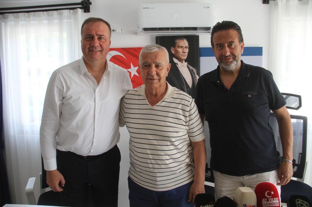 Fethiyespor, Teknik Direktör Selahaddin Dinçel,