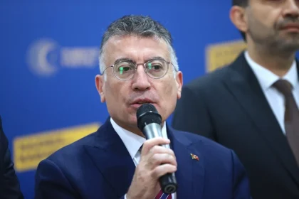 Adalet ve Kalkınma Partisi abdullah güler emekli maaşı emekliye zam yurt dışı çıkış harcı en düşük emekli maaşı