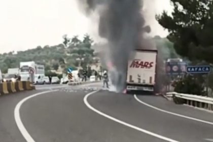 muğla tır yangını aydın muğla karayolu yangın kafaca tır yangını muğla yangın