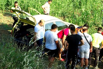 otomobil kazası menteşe menteşe tarlaya uçan otomobil menteşe hamile sürücü menteşe trafik kazası menteşe kaza