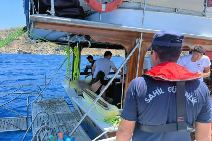 fethiye tıbbi tahliye fethiye açıkları gezi teknesinden tıbbi tahliye fethiye gezi teknesi tıbbi tahliye