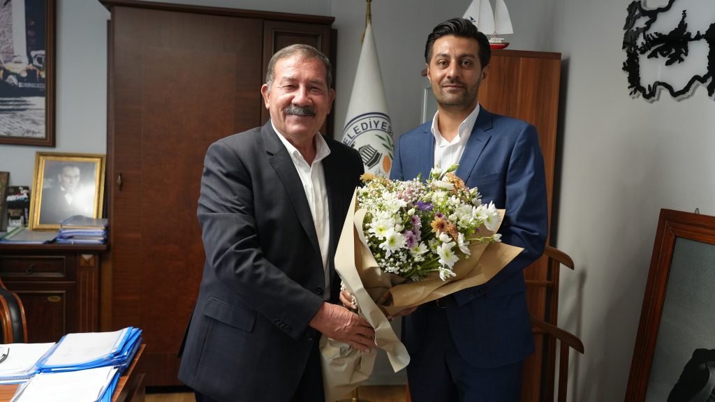 Milas Belediye Başkan Yardımcılığı’na atanan, Bülent Sezgin bugün görevine başladı