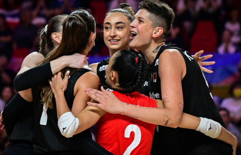filenin sultanları maçları, filenin sultanları maç takvimi 2024, Paris Olimpiyatları ne zaman, filenin sultanları kadrosu, Türkiye Kadın Millî Voleybol Takımı olimpiyat kadrosu