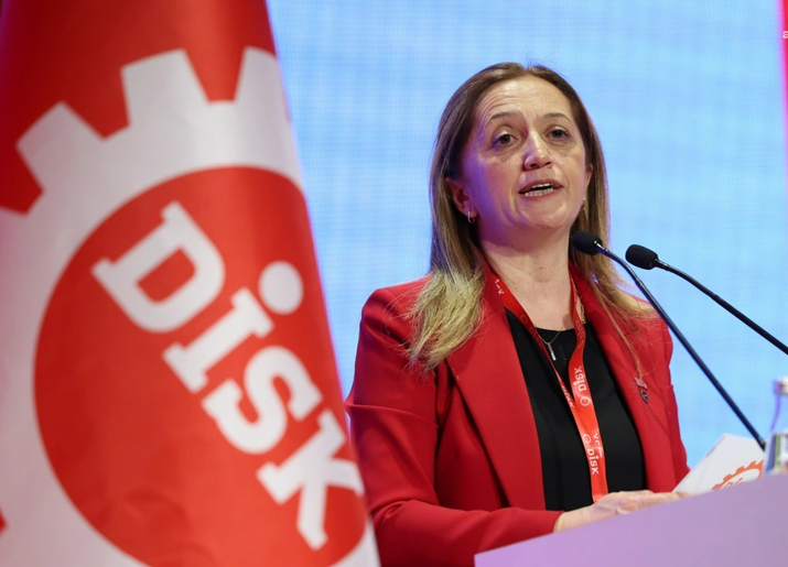 arzu çerkezoğlu kimdir  DİSK başkanı arzu çerkezoğlu arzu çerkezoğlu kim arzu çerkezoğlu açıklama sendikaların asgari ücret açıklaması