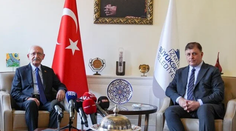 Kemal Kılıçdaroğlu Kemal Kılıçdaroğlu cemil tugay cemil tugay Kemal Kılıçdaroğlu ziyaret kılıçdaroğlu cemil tugay ziyareti