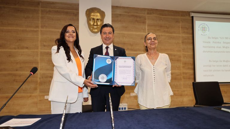 Ahmet Aras, Muğla Büyükşehir Belediyesi, Şiddete Karşı Tutum Belgesi