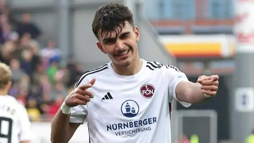 Can Uzun'un Eintracht Frankfurt'a transferi