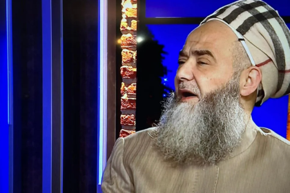 Cübbeli Ahmet Hoca Burberry Burberry sarık Cübbeli Ahmet Hoca Burberry Cübbeli Burberry