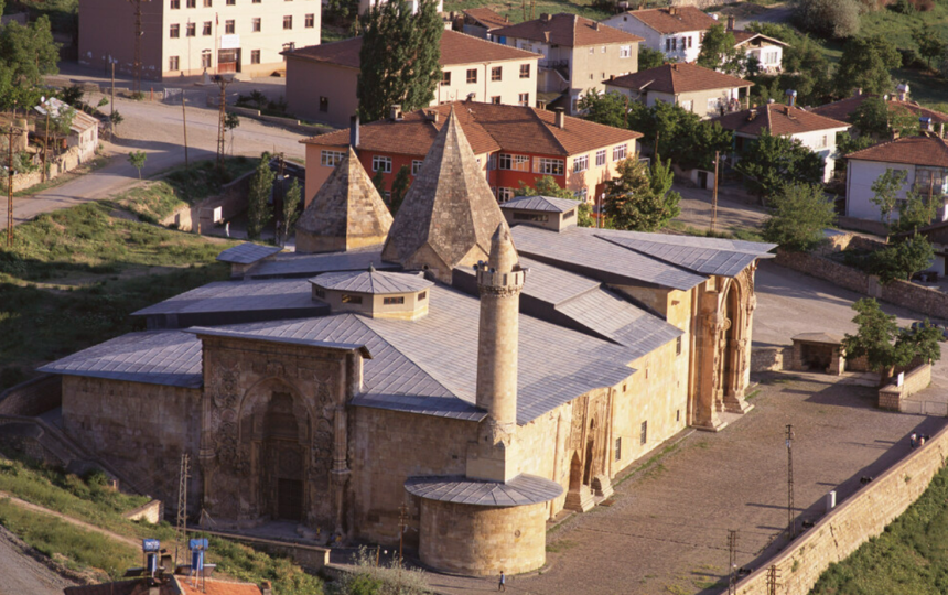 Divriği Ulu Camii, Divriği Ulu Camii ve Darüşşifası, Divriği Ulu Cami hangi beylik, Sivas Divriği Ulu Cami, Sivas Divriği