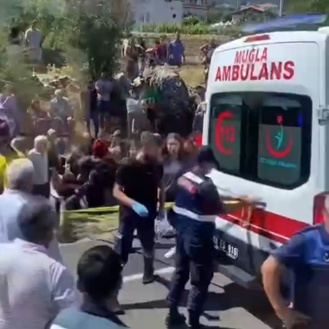 Seydikemer’de otomobil yaya çarptı, Seydikemer ilçesinde meydana gelen kazada