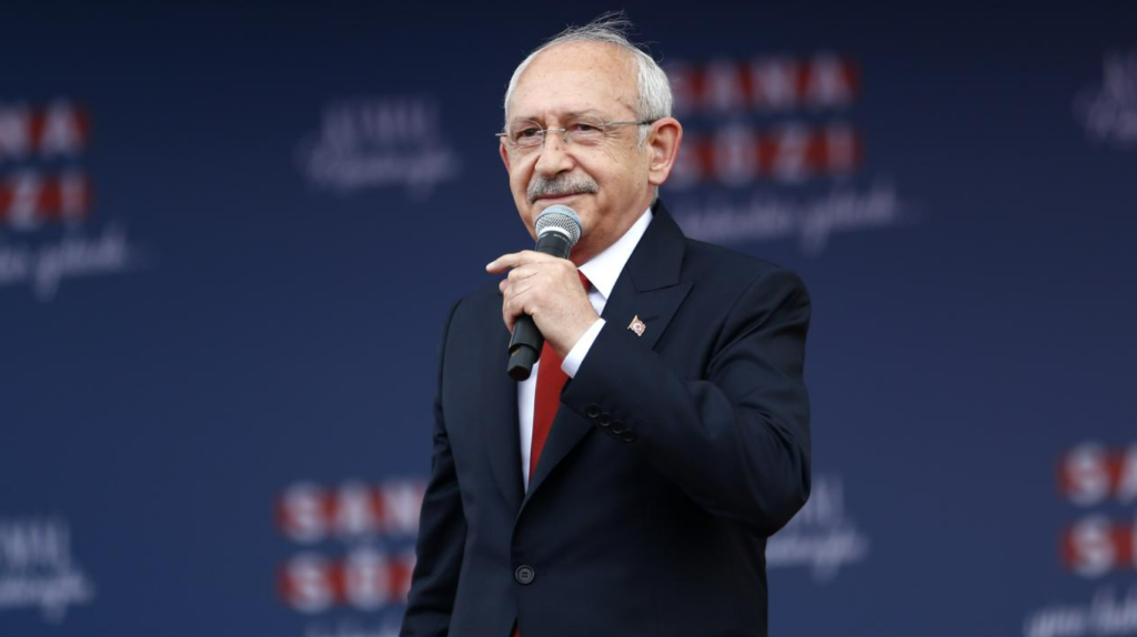 Kemal Kılıçdaroğlu
Kemal Kılıçdaroğlu cemil tugay
cemil tugay
Kemal Kılıçdaroğlu ziyaret
kılıçdaroğlu cemil tugay ziyareti
