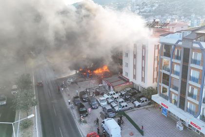 Milas’ta bir iş yerinde çıkan yangın, iş yerinde çıkan yangın