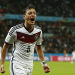 Mesut Özil cami, Mesut Özil, cami temizledi, Mesut Özil cami yardımı, Mesut Özil Üsküdar