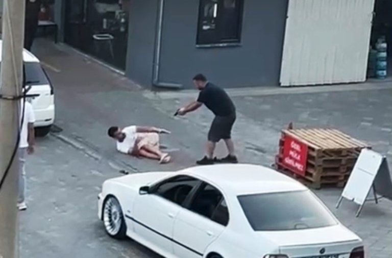 ortaca silahlı kavga ortaca kardeşini vurdu ortaca silah ortaca bacağından vurdu ortacada silahlı kavga