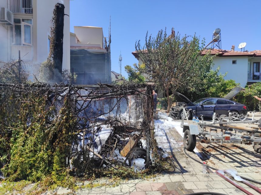 fethiye yangın fethiyede yangın fethiye depo yangın akarca yangın