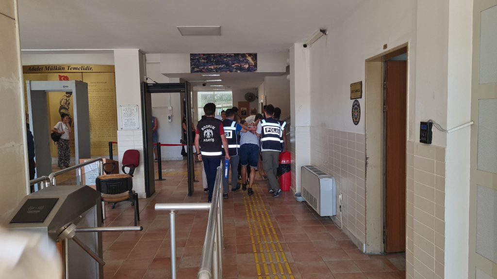 Bodrum silahlı saldırı  Bodrum dört kişi gözaltına alındı bodrum kavga Muğla silahlı kavga