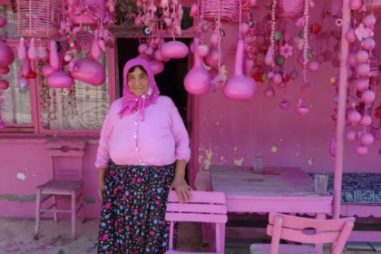 sakine teyze pembe sakine akkul pempeli teyze sakine pembe sakine akkul pempe renk