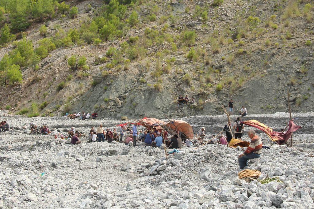 fethiye söğütlü müdahale, fethiye söğütlü jandarma, fethiye söğütlü jandarma müdahalesi, fethiye söğütlü gözaltı, fethiye söğütlü hes