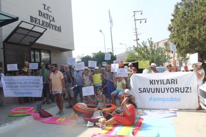 Şezlongsuz Datça İnisiyatifi Datça Belediyesi Şezlongsuz Datça İnisiyatifi dalkavuk Şezlongsuz Datça İnisiyatifi dalkavuk açıklaması