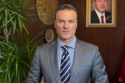 Alpay Özalan kim, Milletvekili Alpay Özalan, Alpay Özalan kavga, Alpay Özalan hangi partiden milletvekili, Alpay Özalan nereli.