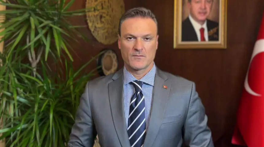 Alpay Özalan kim, Milletvekili Alpay Özalan, Alpay Özalan kavga, Alpay Özalan hangi partiden milletvekili, Alpay Özalan nereli.