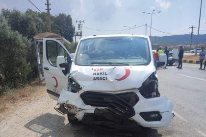 trafik kazası kızılay aracı kaza menteşe trafik kazası