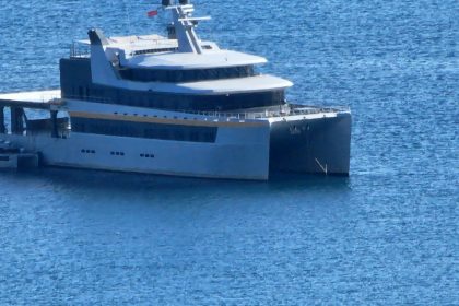 marmaris nebula yat whatsapp kurucusunun yatı whatsapp kurucusu marmaris nebula marmaris yat