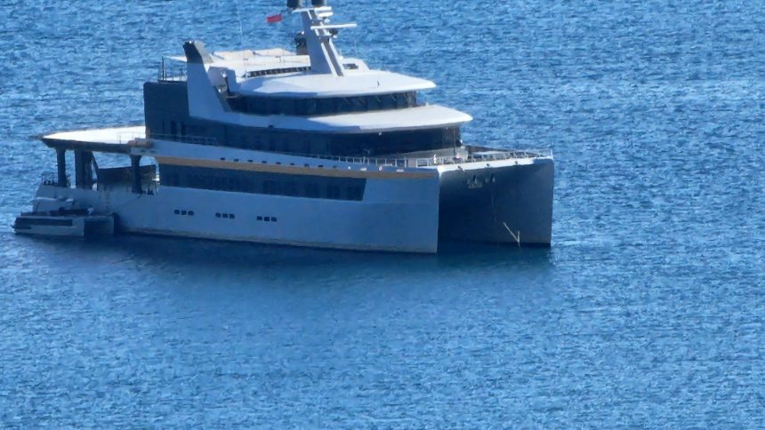 marmaris nebula yat whatsapp kurucusunun yatı whatsapp kurucusu marmaris nebula marmaris yat