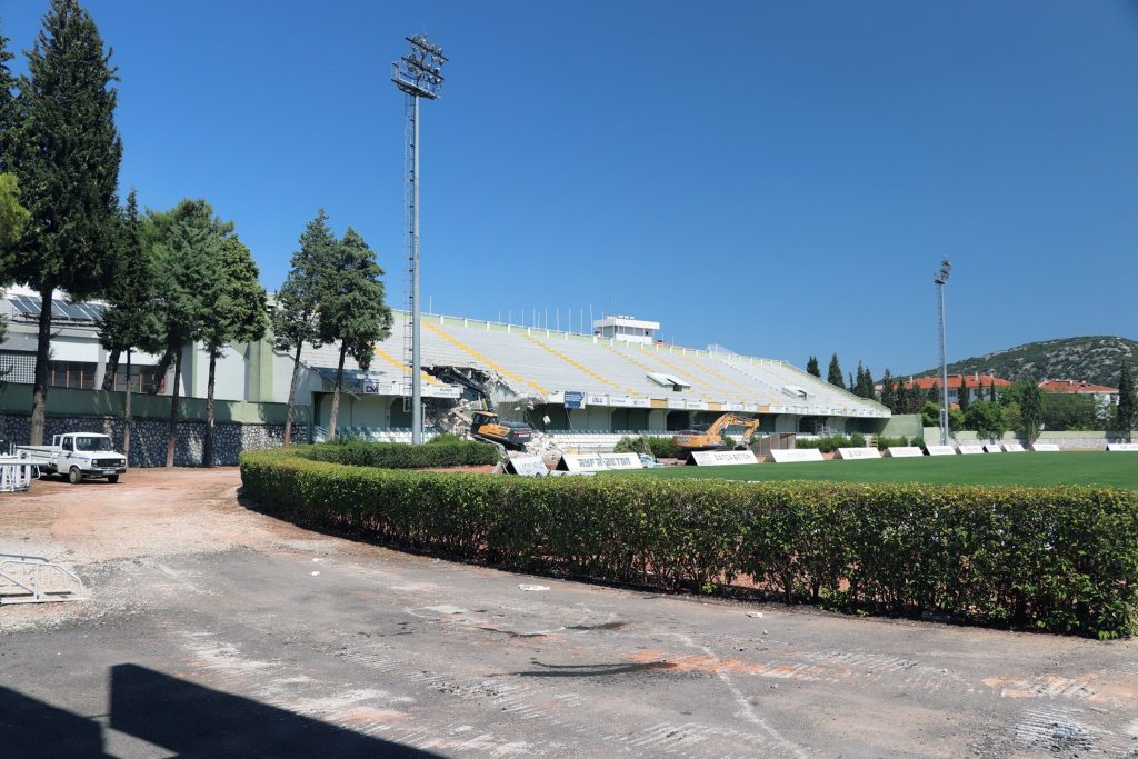 Menteşe belediyesi Muğla Atatürk Stadyumu Menteşe Belediyesi inşaatı