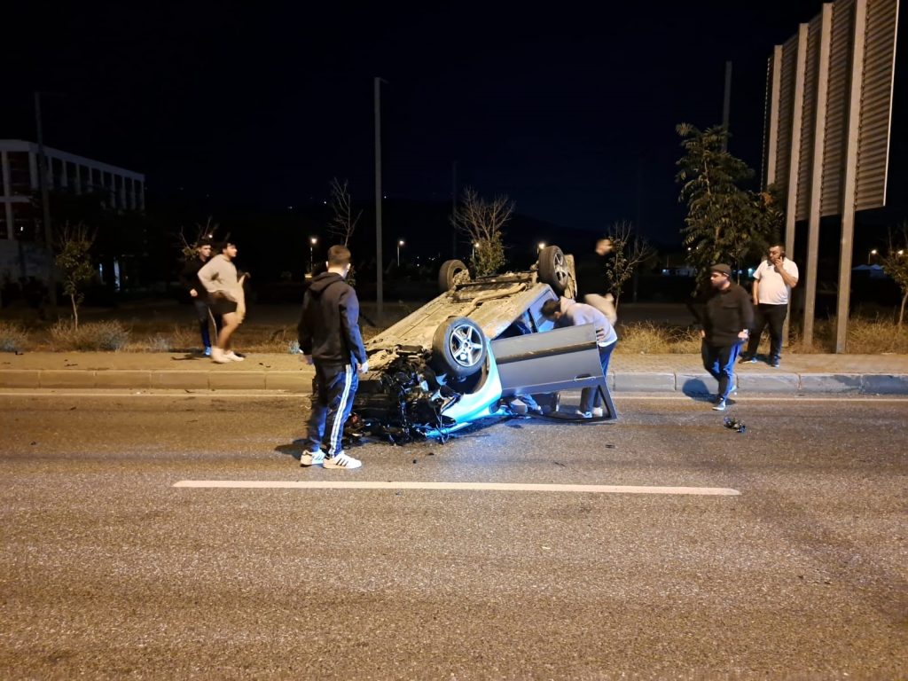 Menteşe  Menteşe trafik kazası muğla trafik kazası menteşe takla atan araba