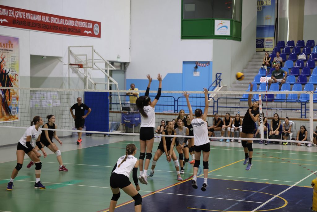Marmaris Belediyesi 30 Ağustos Zafer Kupası Marmaris Belediyespor Kulübü turnuva