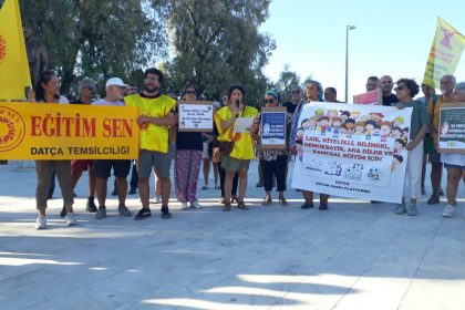 Datça Eğitim-sen datça basın açıklaması datça eğitim basın açıklaması Datça Eğitim Hakkı Platformu