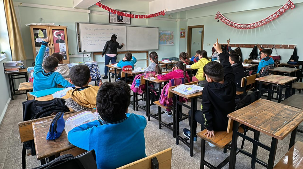 okul saatleri değişti mi, istanbul valiliği, okul saatleri, istanbul valiliği son dakika, istanbul valiliği duyuru