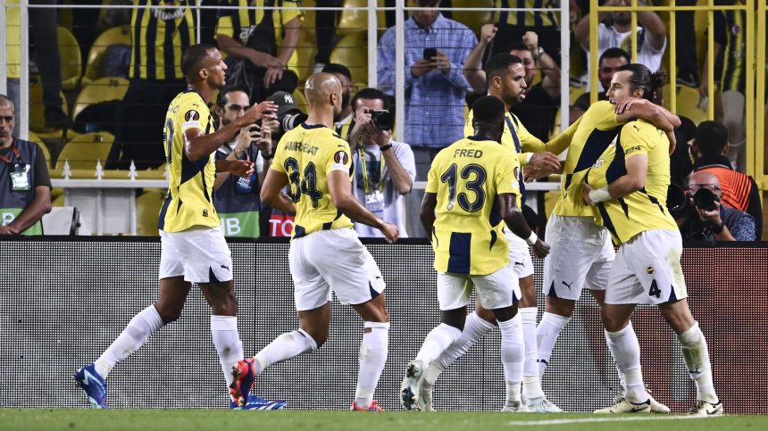 Twente Fenerbahçe muhtemel 11 Fenerbahçe maç kadrosu Twente Fenerbahçe maç kadrosu Twente Fenerbahçe maçı Twente Fenerbahçe 11ler