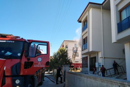 yatağan yangın yatağan ev yangın yatağan yangın son dakika yatağan son dakika muğla yatağan yangın