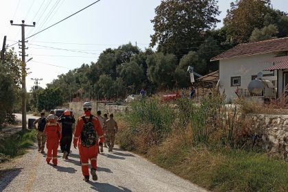 Milas kayıp aranıyor Milas Ayşe Demir Ayşe Demir Milas kayıp aranıyor