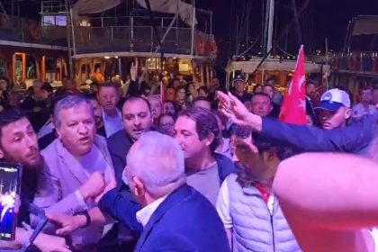 Bodrum 29 ekim etkinliklerinde kavga Bodrum cumhuriyet bayramı etkinliği 29 ekim cumhuriyet bayramı Bodrum cumhuriyet bayramı etkinliği